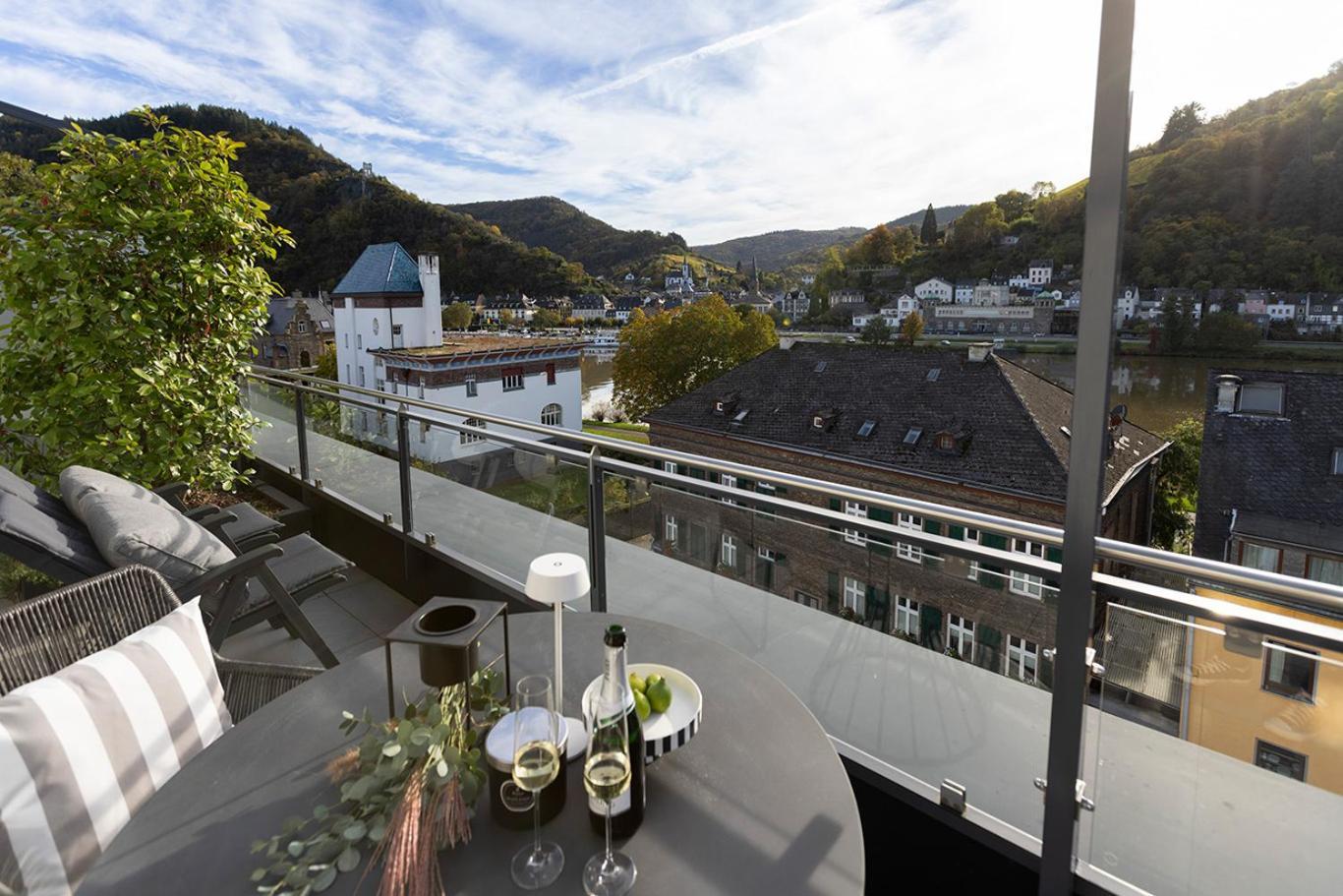 Neu Penthouse Moseltop Luxus Design Klima 2P Traben-Trarbach Esterno foto